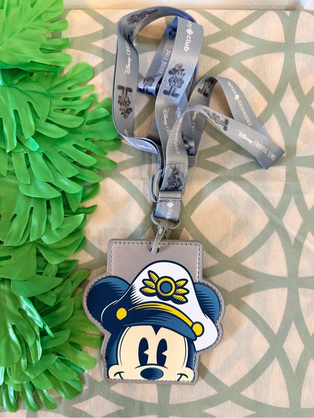10/$25 • Disney Cruise Line Castaway Club Silver Mickey Mouse Lanyard
